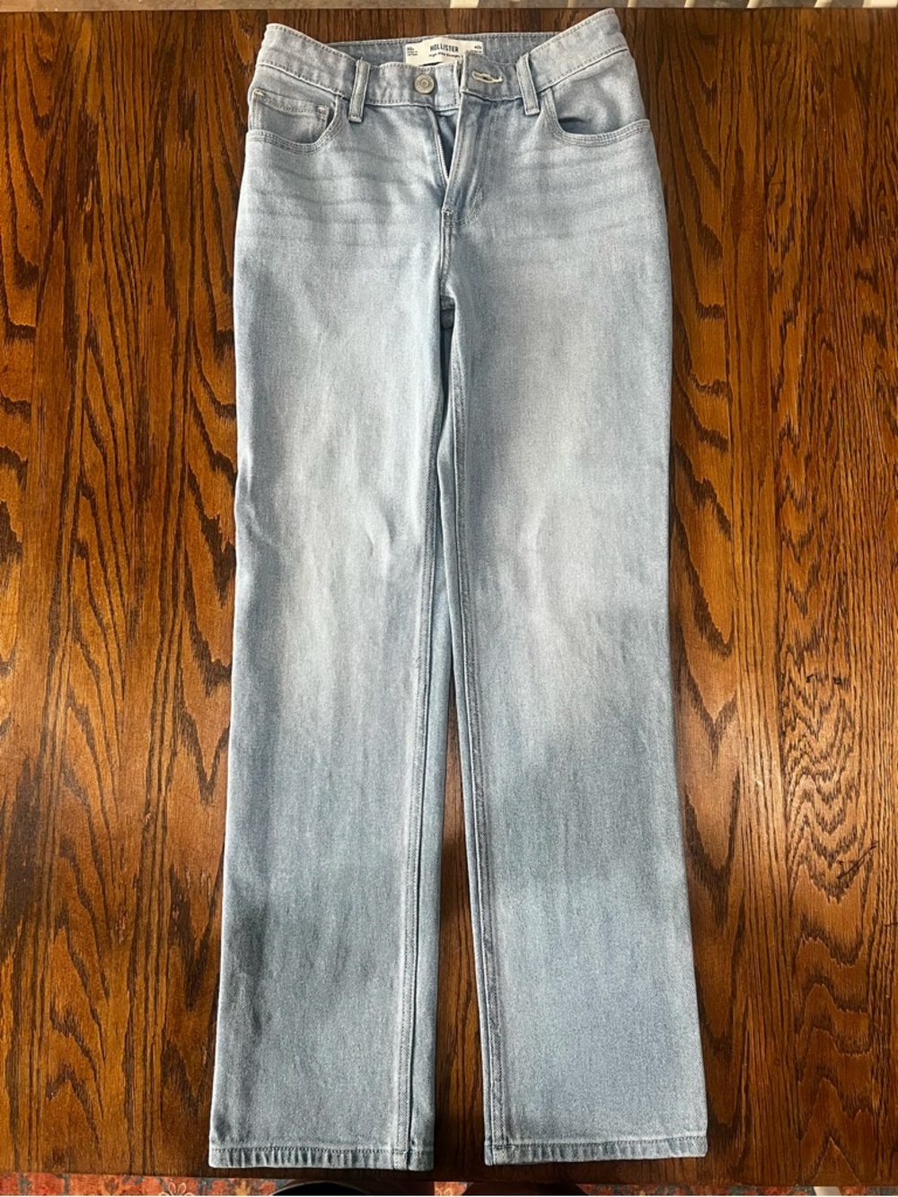 Hollister High-Rise Straight Jeans in Light Wash Blue